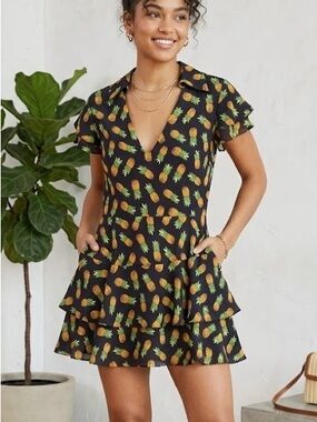 Alice + Olivia Shay Pineapple Print Ruffle Skort Romper Dress Black 10 Cupro